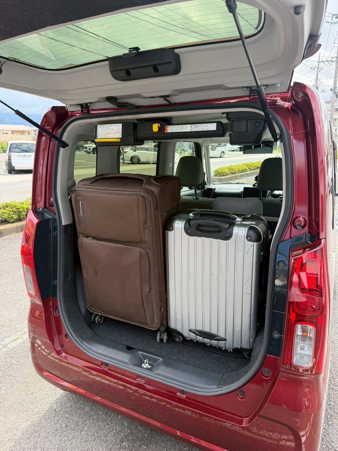 TANTO - Trunk Image 1